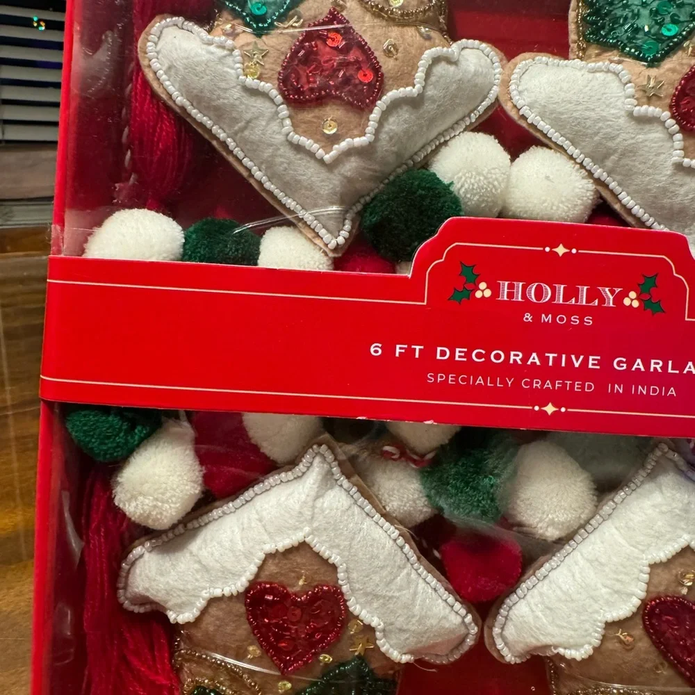 Gingerbread House Garland